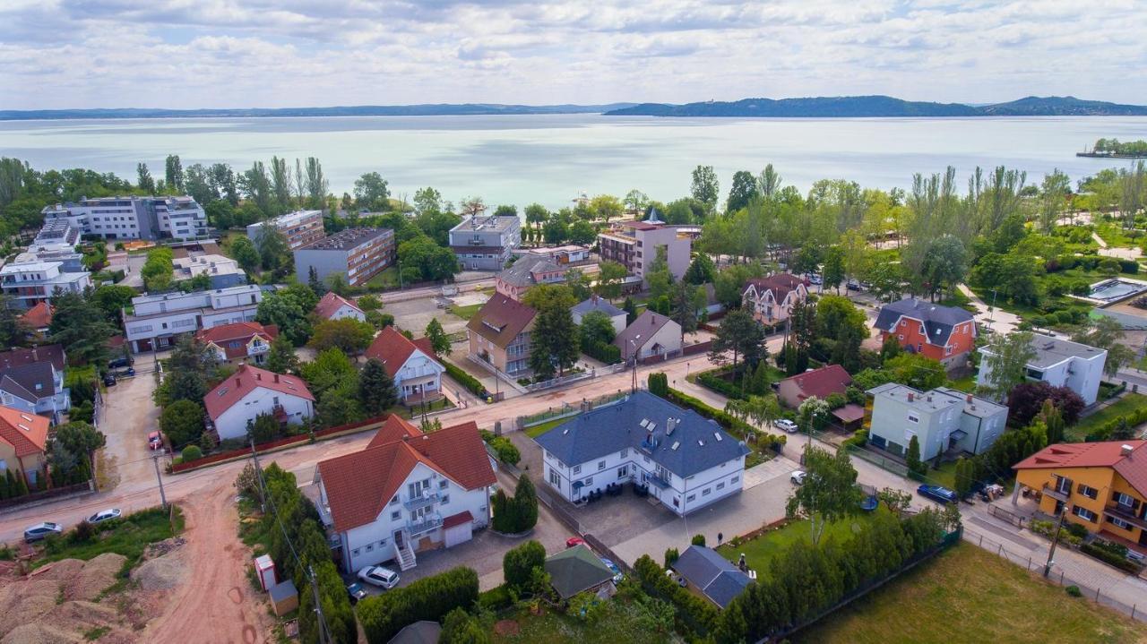 Bed and Breakfast Margret Haus Балатонфюред Экстерьер фото