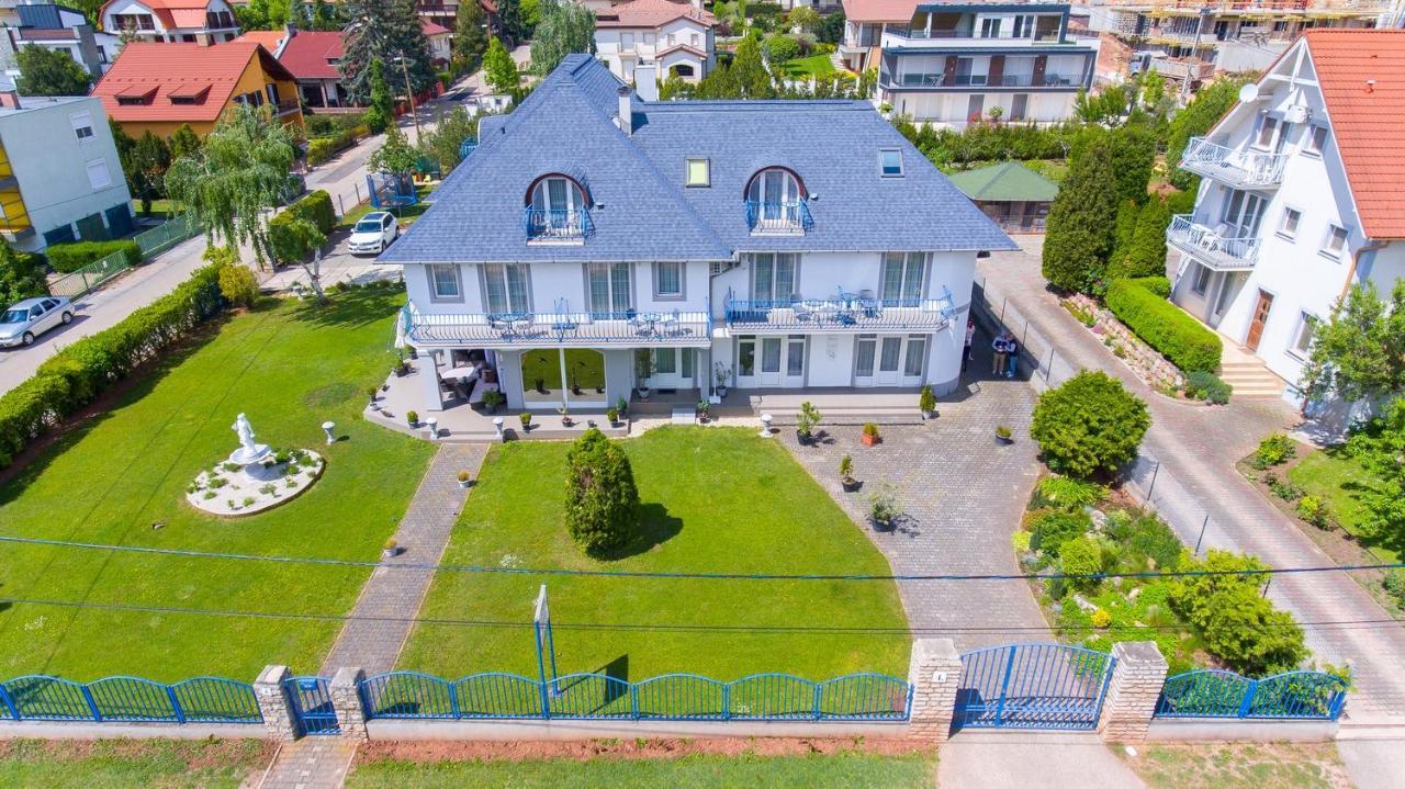 Bed and Breakfast Margret Haus Балатонфюред Экстерьер фото