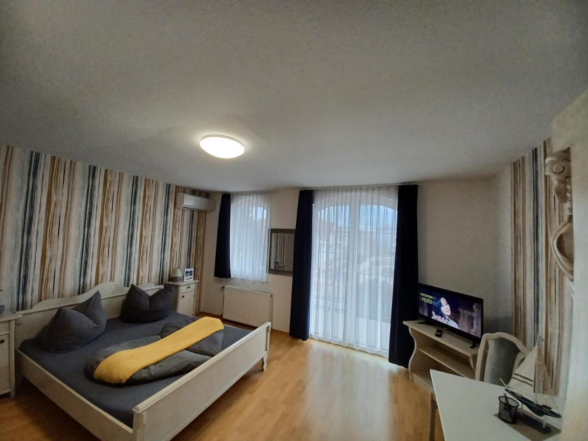 Bed and Breakfast Margret Haus Балатонфюред Экстерьер фото