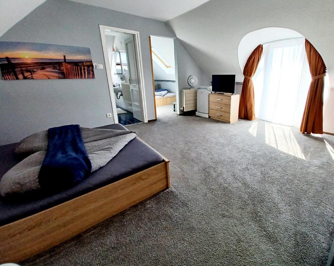 Bed and Breakfast Margret Haus Балатонфюред Экстерьер фото