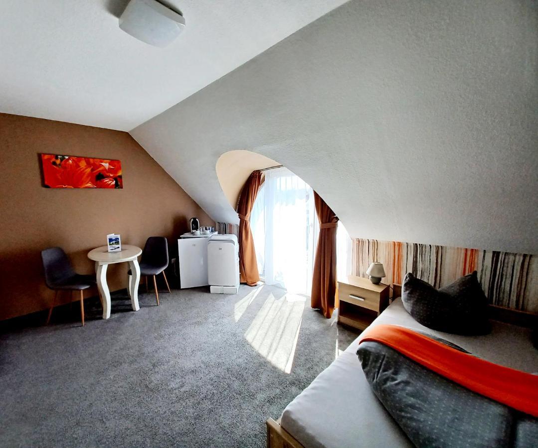 Bed and Breakfast Margret Haus Балатонфюред Экстерьер фото